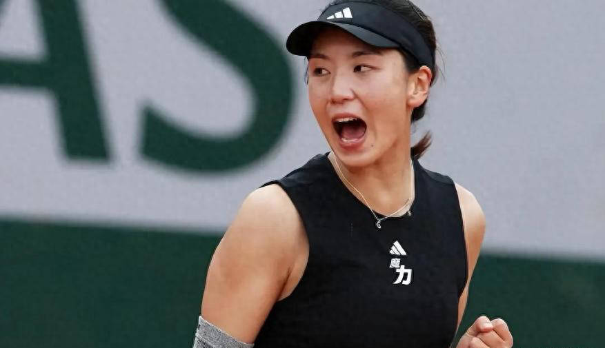 爆冷首场状态出色，TL观众沸腾！，莎拉波娃重返赛场上演精彩一战的简单介绍